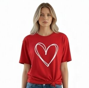 Red Graphic Women's Short Sleeve Tee With White Heart Sz L